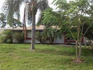 1st image of 431 SE Thanksgiving Ave