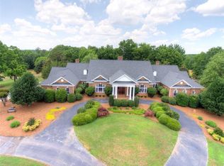 1617 Hook Rd, Donalds, SC 29638