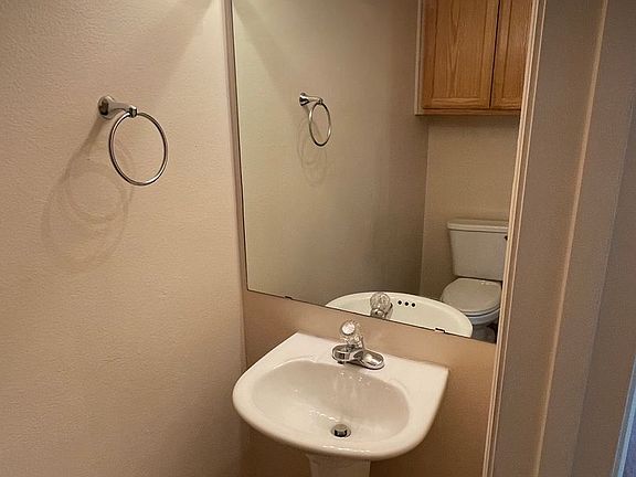 4th image of 2200 N Carroll Blvd #3