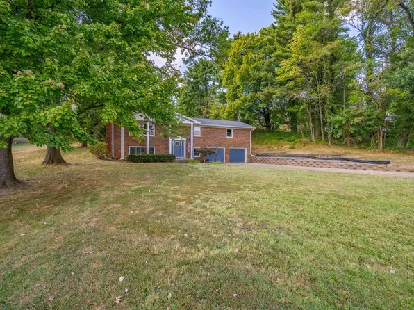 608 Jefferson St, Newburgh, IN 47630