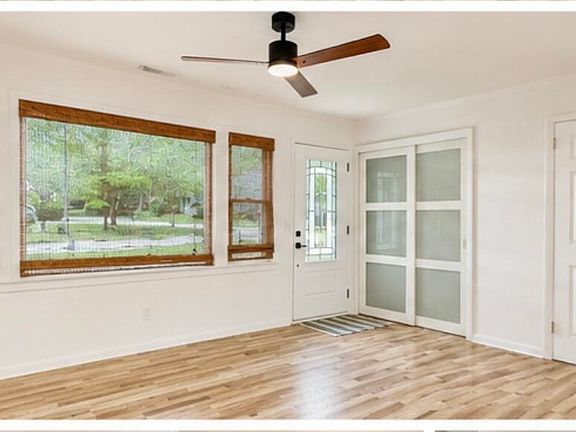 3rd image of 1444 Seminole St
