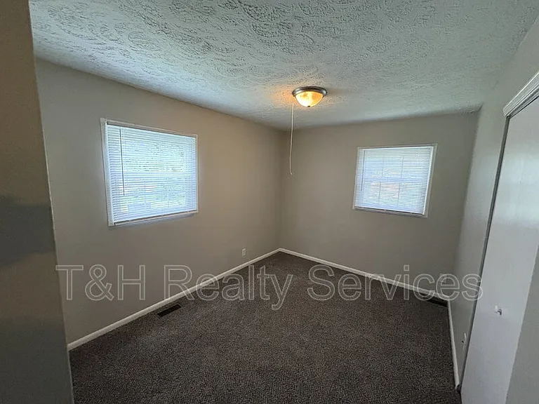3644 Celtic Dr — Photo 16