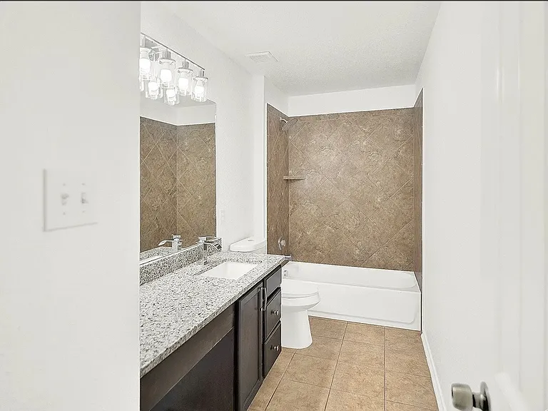 2219 Sundrop Bay — Photo 12