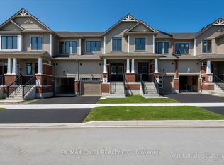 7 Prudhoe Ter, Barrie, ON L9J 0L5