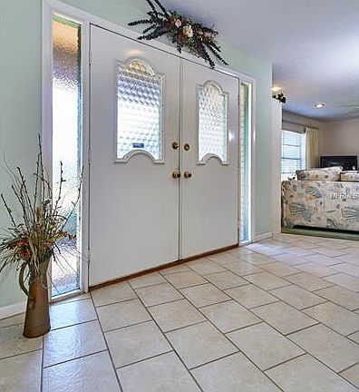 4th image of 811 Eagle Ln
