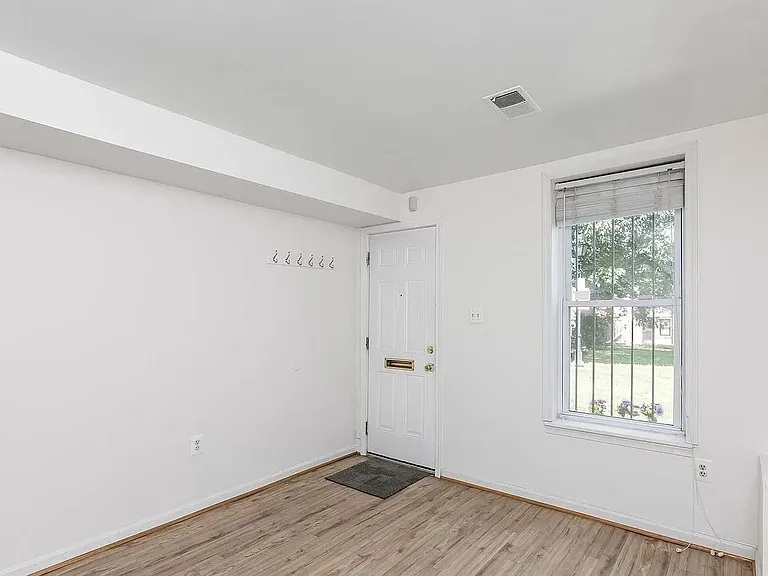 314 Otterbein St — Photo 8