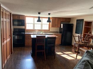 308 Carl St #B, Barnesville, OH 43713