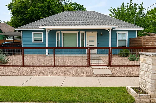 94 Robert T Martinez Jr St Photo 1