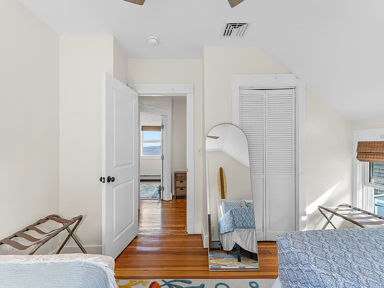 99 Midgley Ave #2 — Photo 10