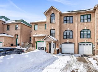 209 Provincial Pl, Brampton, ON L6S 6C1