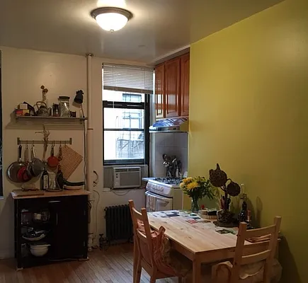 Rented by East Village Rentals and Sales | media 19