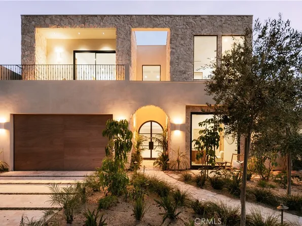 14032 Hartsook St, Sherman Oaks, CA 91423