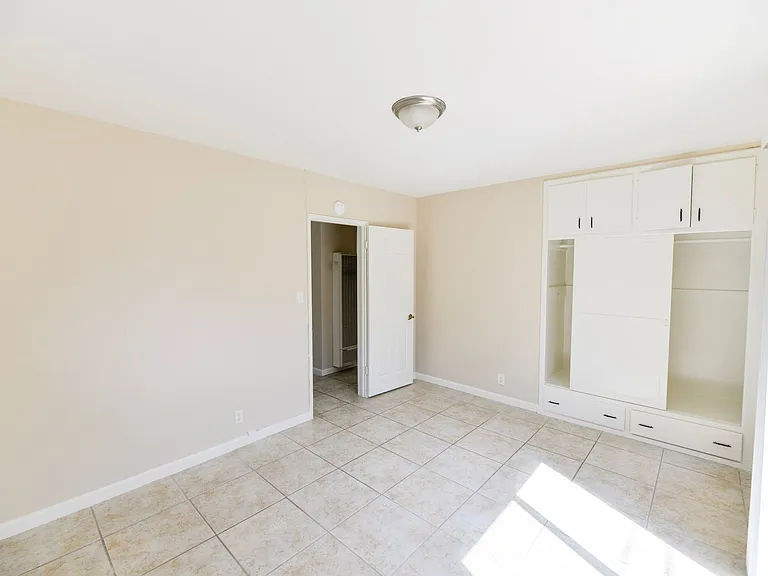 219 W Avenida Palizada — Photo 18