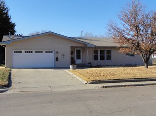 215 S Beaver Ave, Oberlin, KS 67749