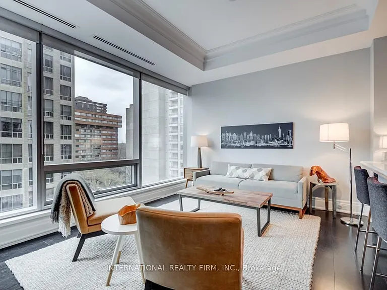55 Scollard St #702 — Photo 8