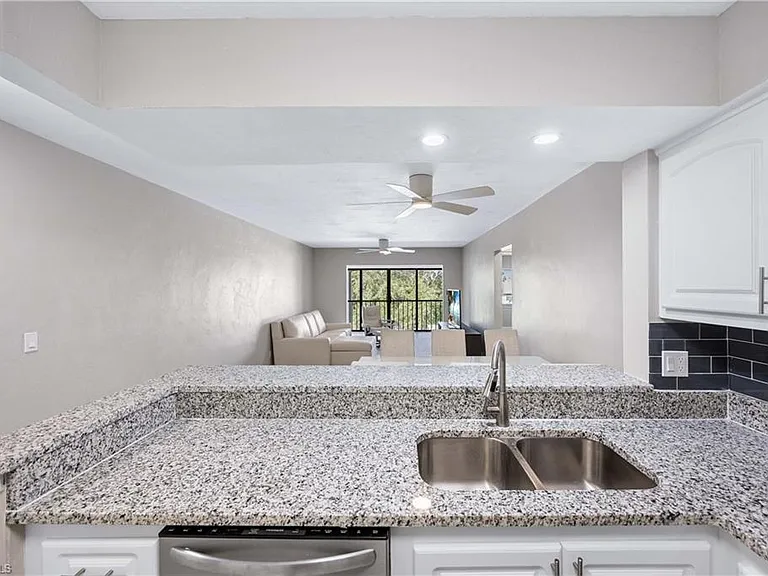 228 Fox Glen Dr #3310 — Photo 8