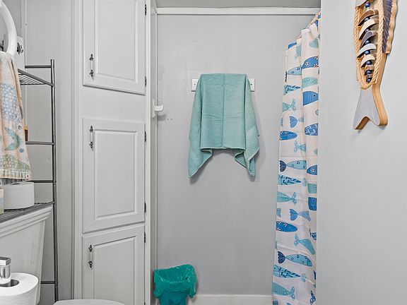 5th image of 113 Rita Way