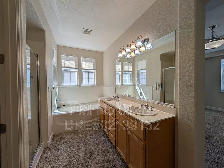 6347 Newhaven Ln — Photo 33