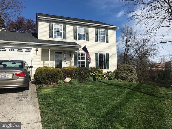 2nd image of 602 Harvest Ct