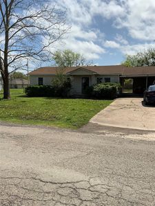 403 E Hackberry St, Leonard, TX, 75452