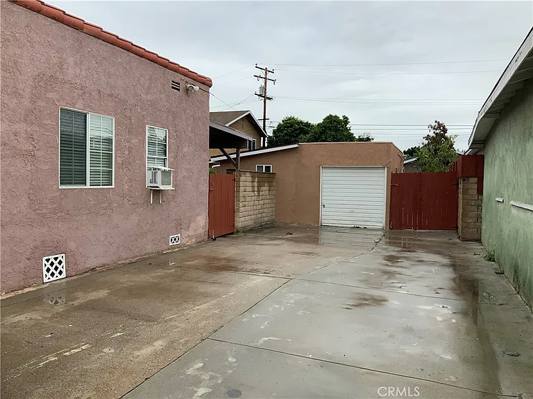 15142 Georgia Ave — Photo 6