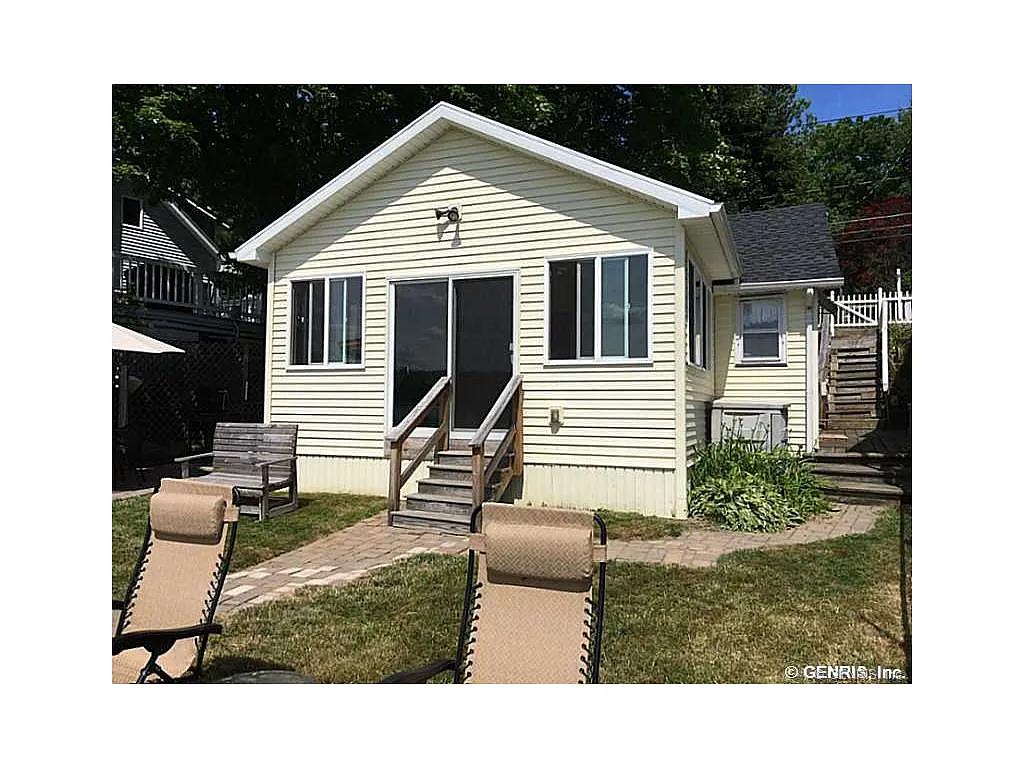 5786 E Lake Rd photo 1