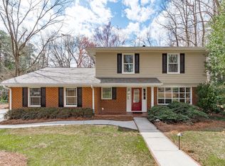 8801 Lakewood Dr, Raleigh, NC 27613