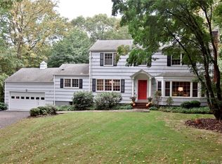 8 Roxbury Ln, Wilton, CT 06897