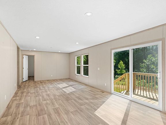 4th image of 16450 May Rd