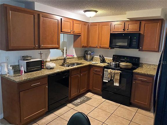 5th image of 4813 Aegean Ave