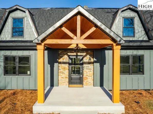 1685 Memorial Park Drive, Sparta, NC 28675