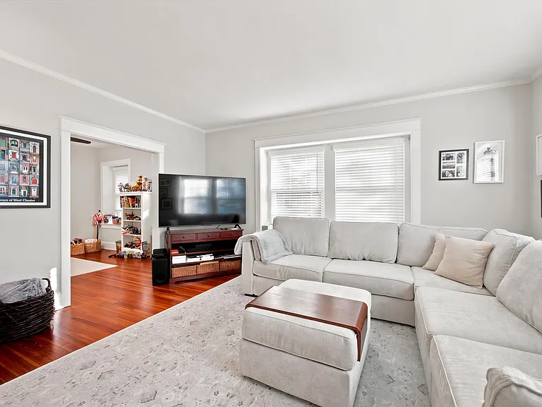 124 Price St — Photo 8