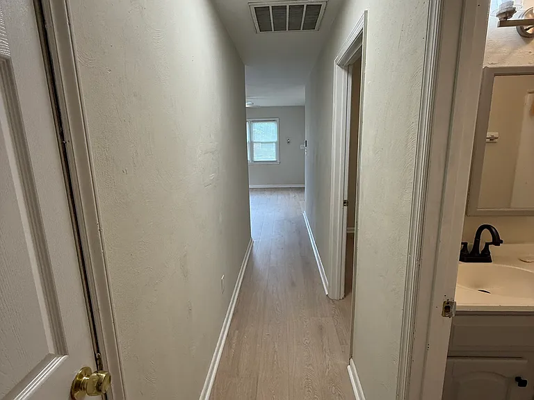 1009 Bethel Ave — Photo 5