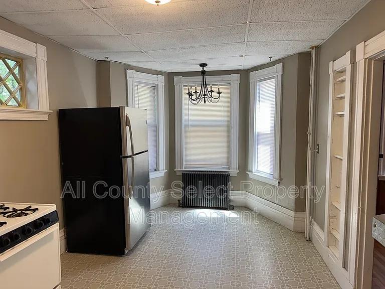 25 Washington St #1 — Photo 7