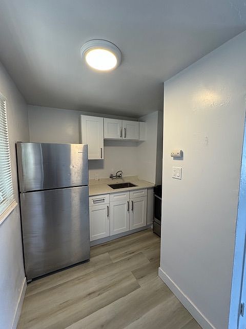 1st image of 29 N Longfellow Ave
