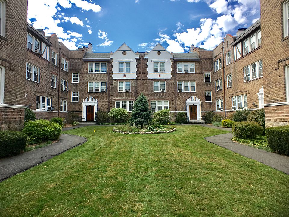 1st image of 87 N Broadway APT 2J