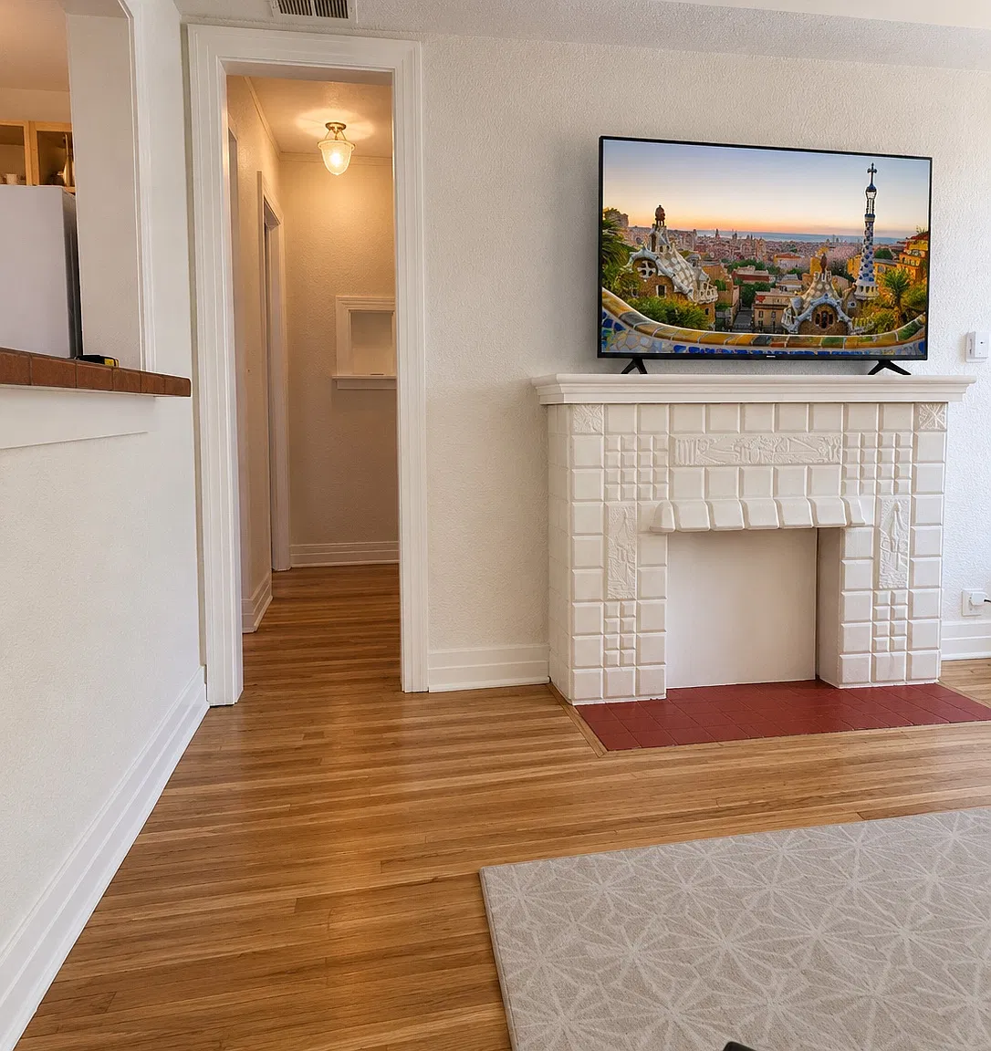 1 bed, 560 sqft, $3,300 — Photo 3