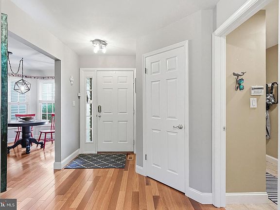 5th image of 4 Corkery Ln