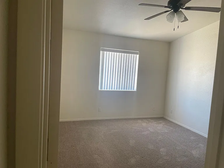 1381 Arroyo Dr — Photo 4