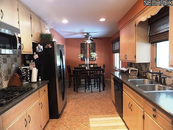 5th image of 183 Justo Ln