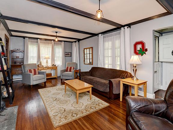 4th image of 222 Woodland Ave #224