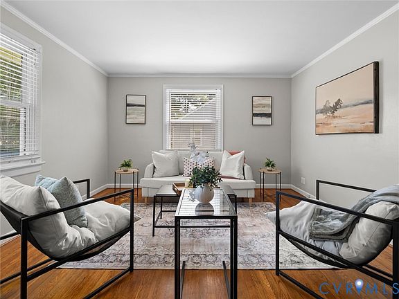 4th image of 2313 Dickens Rd