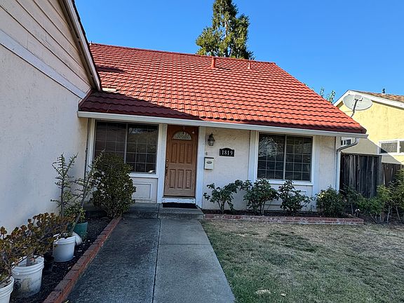 2nd image of 1819 Seville Way