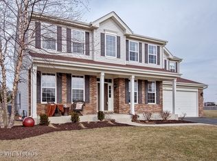 6704 Glenmoor Ct, McHenry, IL 60050