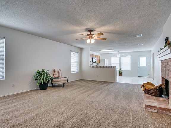 4th image of 4609 Bellcrest Dr
