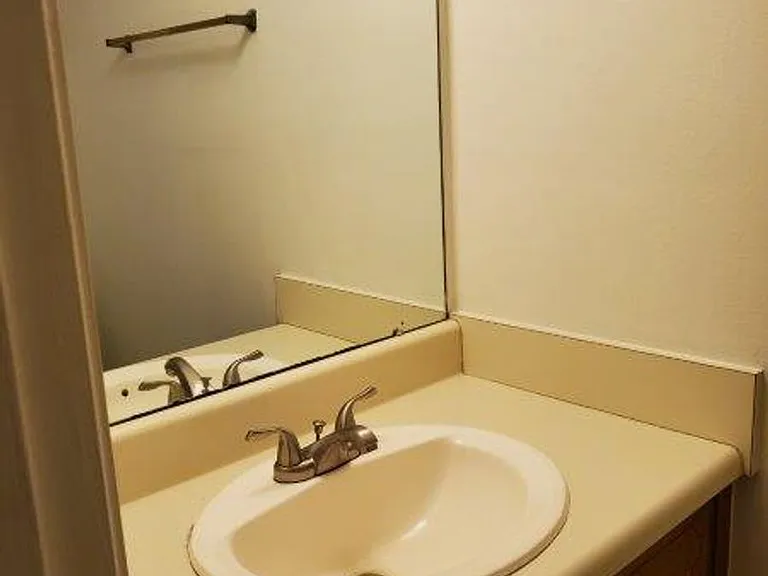 137 Brian Ct — Photo 11