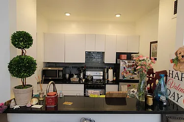 Rented by Mossanen Group