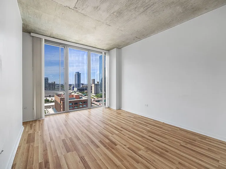 659 W Randolph St #1620 — Photo 14