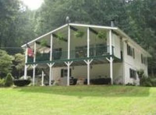 370 Bradley St, Maggie Valley, NC 28751