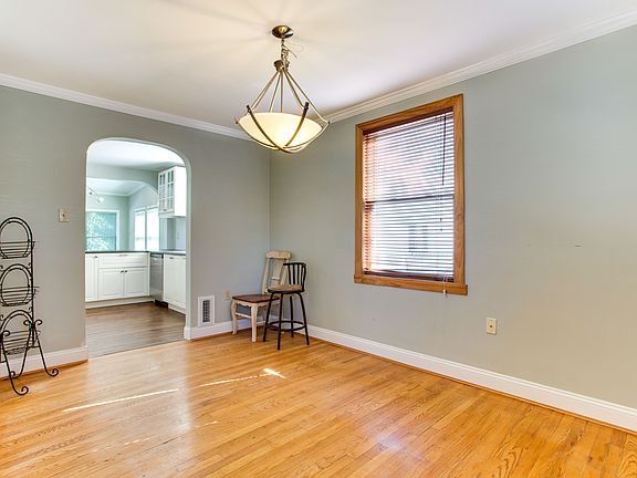 5th image of 2761 Greenway Blvd